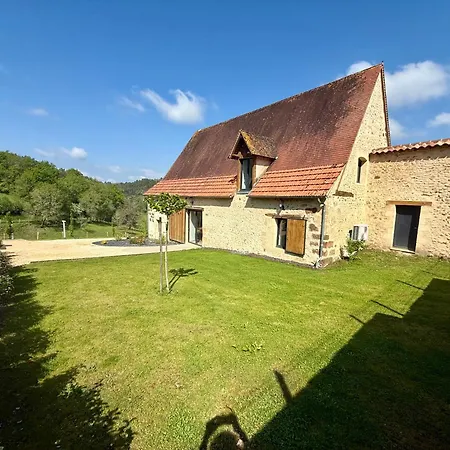 De Charme Avec Piscine 4 Semesterbostad *