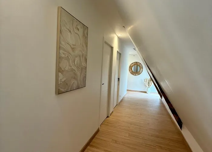 펜션 De Charme Avec Piscine 4